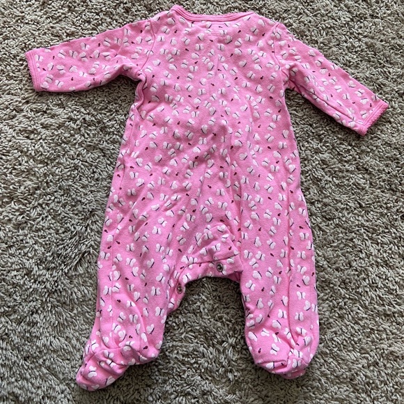 Carter’s Set of 3 Long Sleeved Footed Onesie’s - Picture 3 of 7